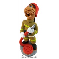 Статуетка "Пожежник з пожежним рукавом"